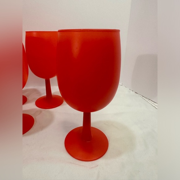 Set of 7 MCM Rainbow Glass Co Red Frosted Footed Glasses - Picture 7 of 10
